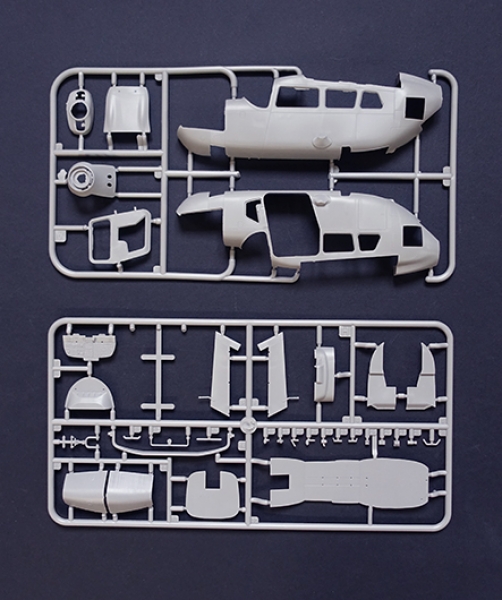 1/32 Reims FTB337G Lynx 'Bush war' (3x camo)