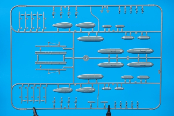 1/48 North-American P-51D Mustang VERY LONG RANGE