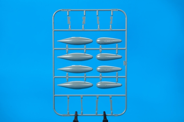 1/48 North-American P-51D Mustang VERY LONG RANGE